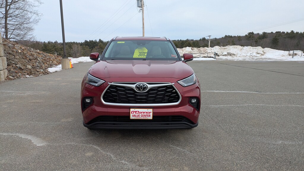 Used 2022 Toyota Highlander XLE