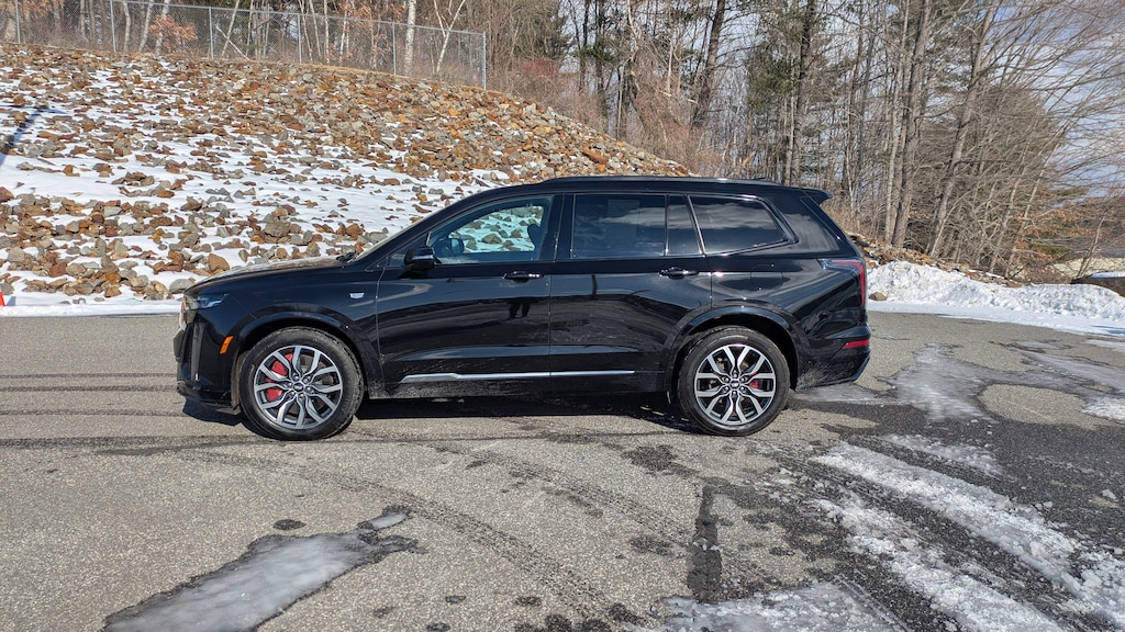 Used 2024 CADILLAC XT6 Sport SUV