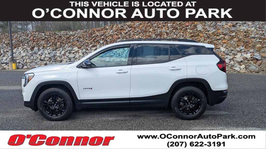 Used 2023 GMC Terrain AT4 SUV