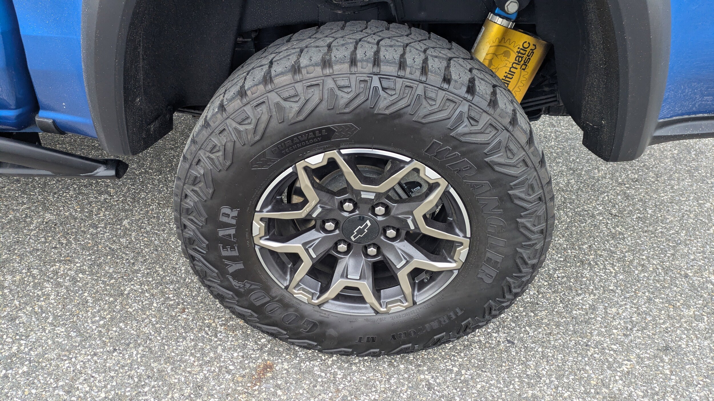 2024 Chevrolet Colorado ZR2 - Photo 7