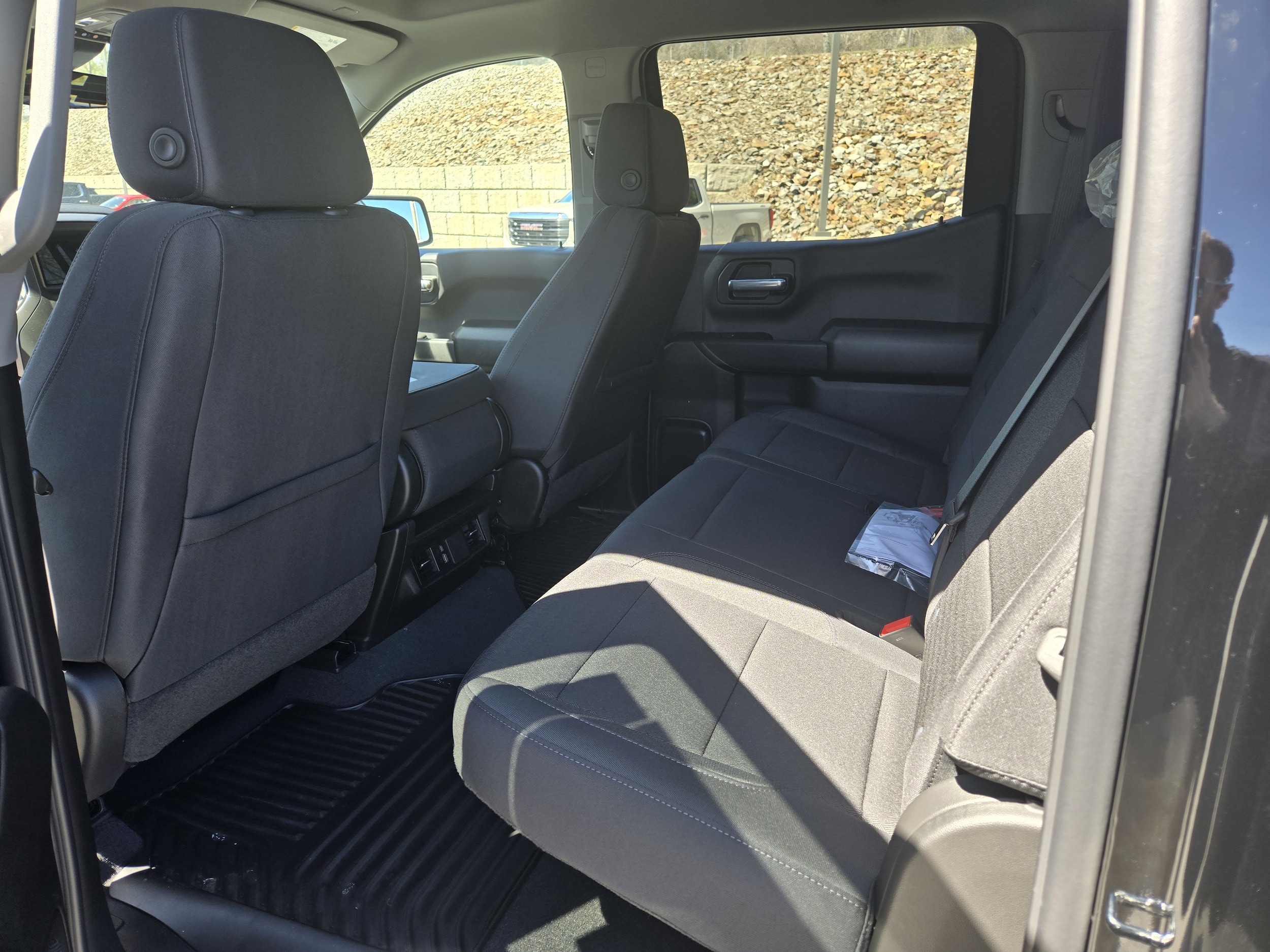 2026 GMC Sierra 1500 Pro - Photo 10