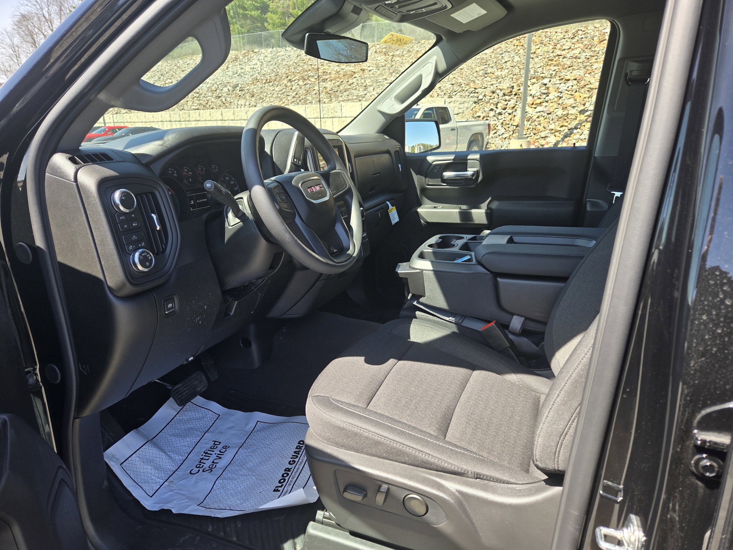 2026 GMC Sierra 1500 Pro - Photo 9