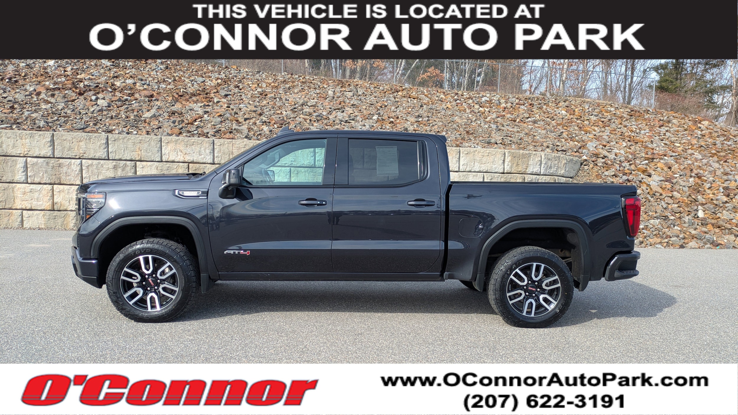 2023 GMC Sierra 4WD Crew Cab Short Box AT4's photo