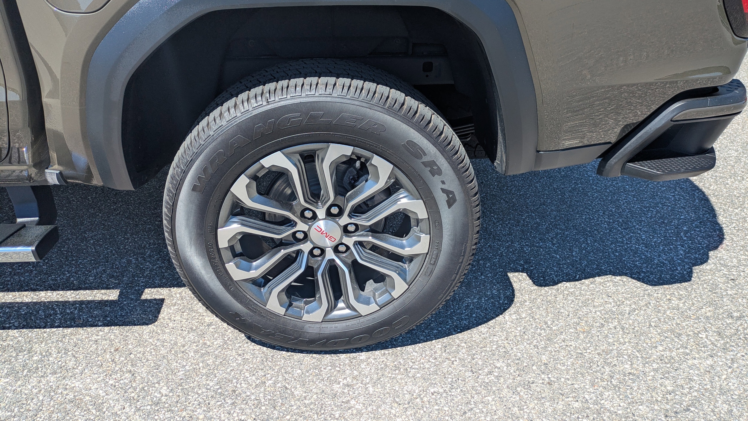 2023 GMC Canyon Denali - Photo 6