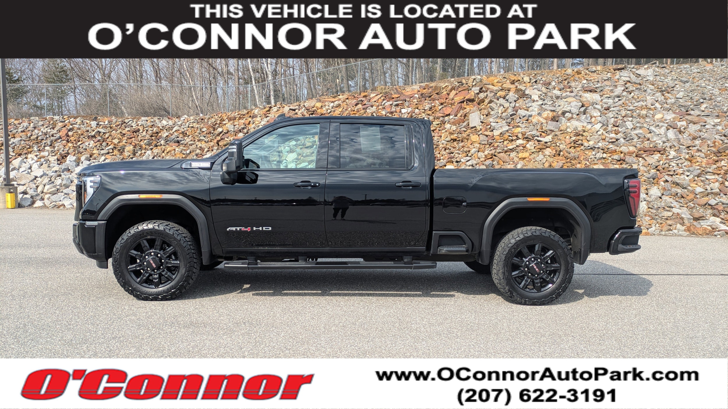 2025 GMC Sierra 4WD Crew Cab Standard Box AT4's photo