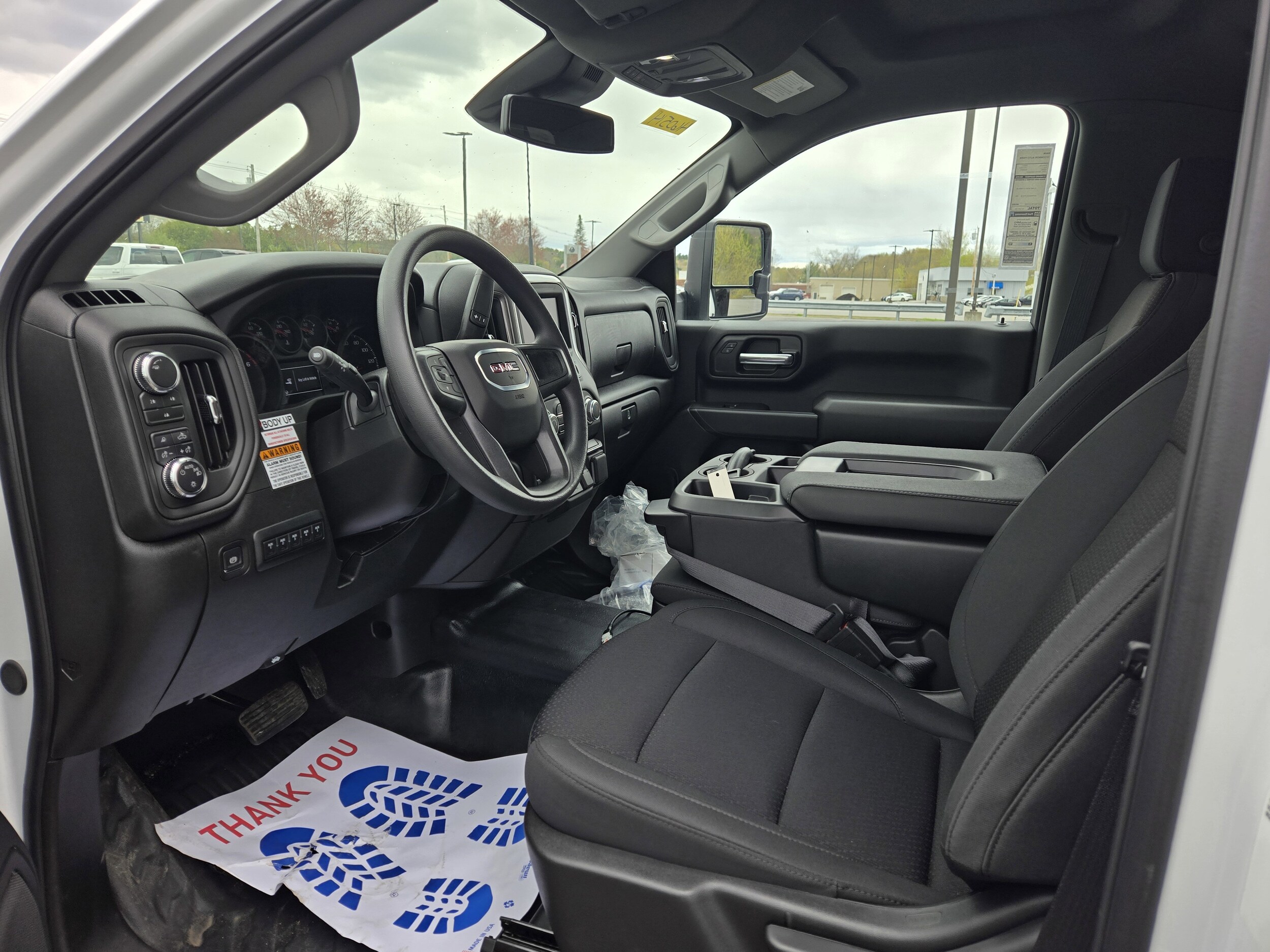 2026 GMC Sierra 3500HD Pro - Photo 8