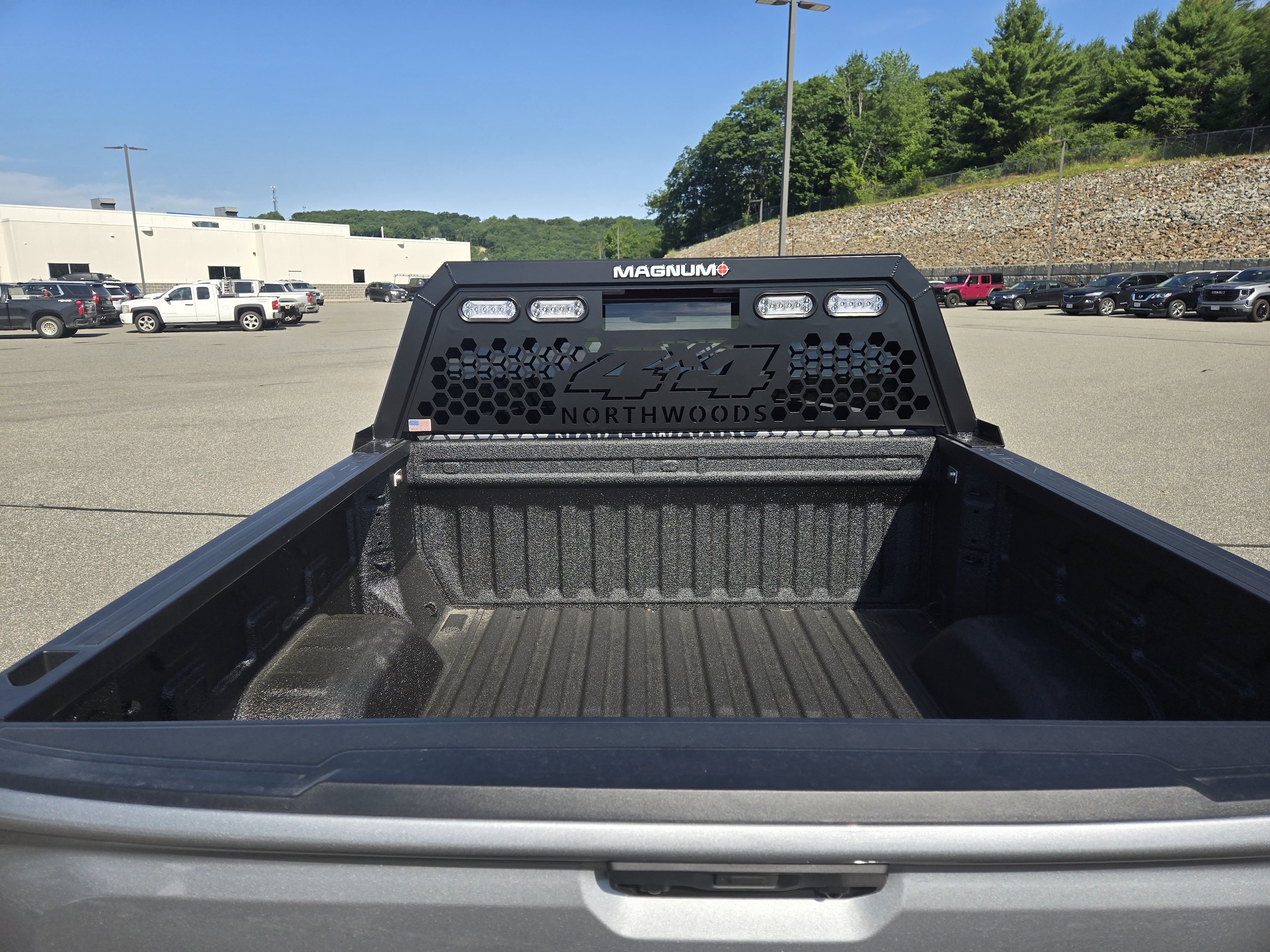 2026 GMC Sierra 1500 Pro - Photo 8