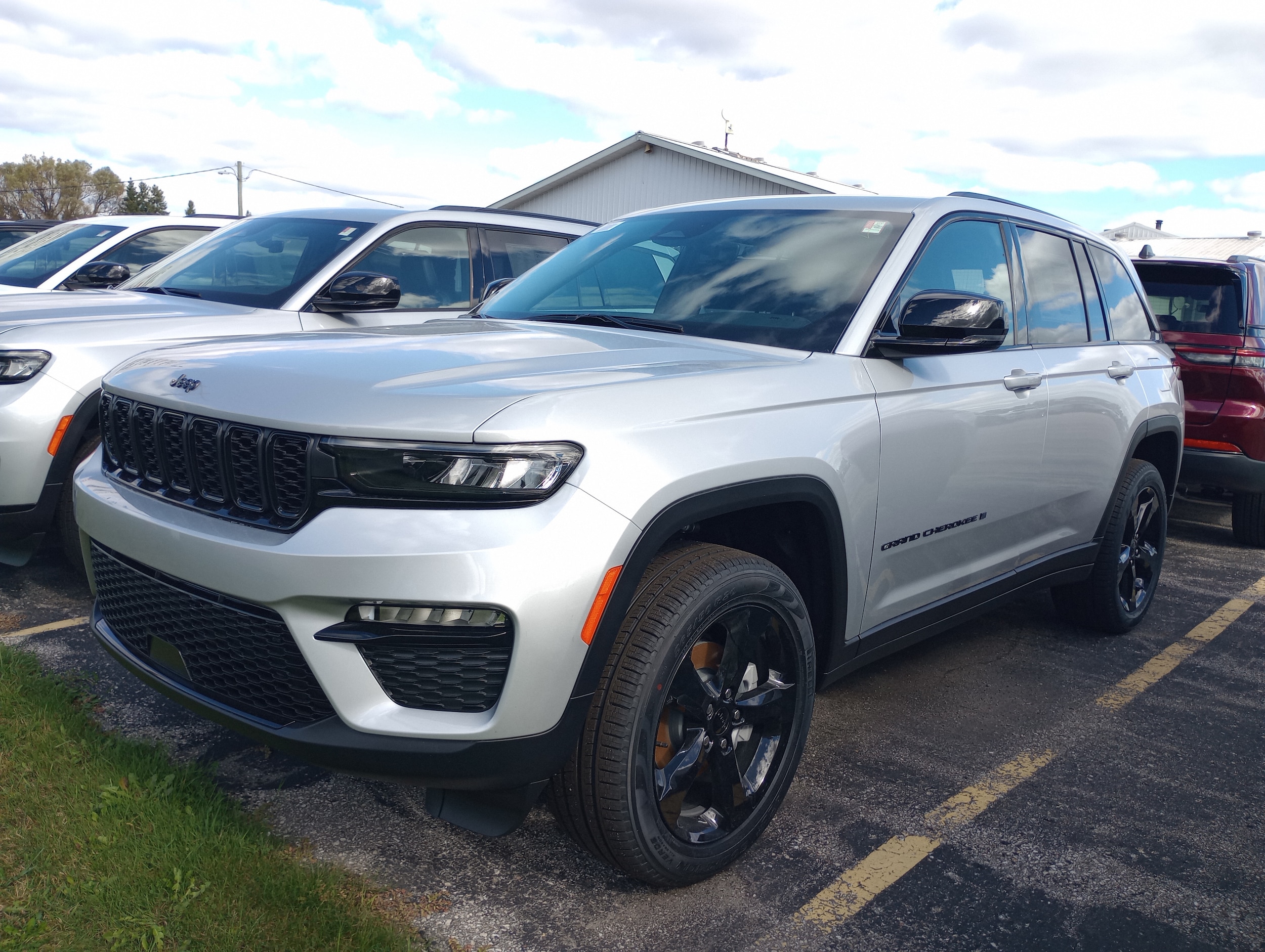 2025 Jeep Grand Cherokee Limited's photo