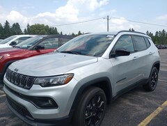 2025 Jeep Compass LATITUDE 4X4 Sport Utility