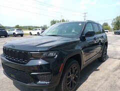 2025 Jeep Grand Cherokee ALTITUDE X 4X4 Sport Utility