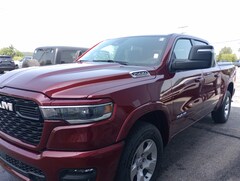 2026 Ram 1500 BIG HORN CREW CAB 4X4 5'7 BOX Pickup