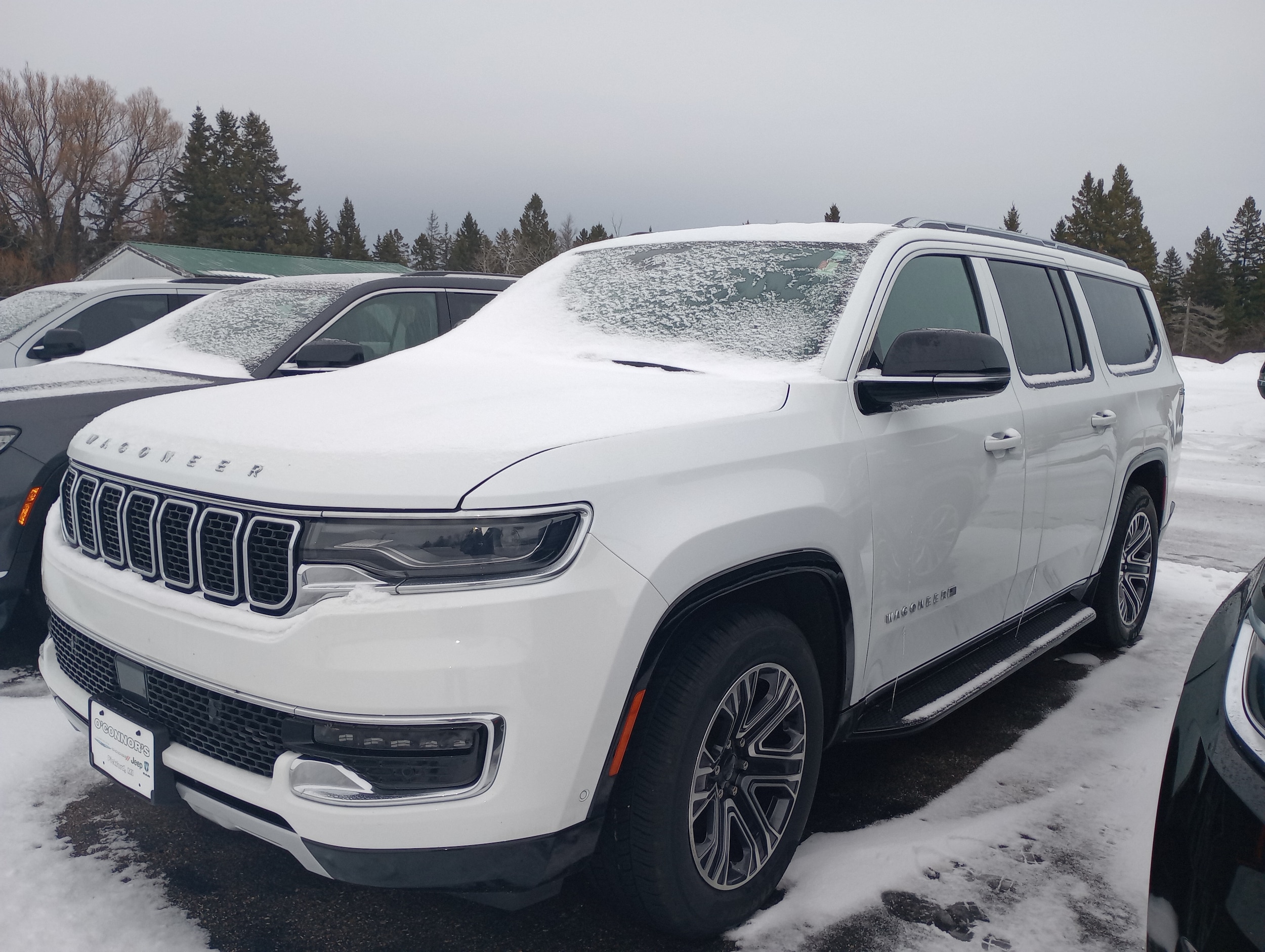2023 Jeep Wagoneer L Series II's photo