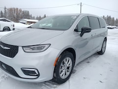 2026 Chrysler Pacifica LIMITED AWD Passenger Van