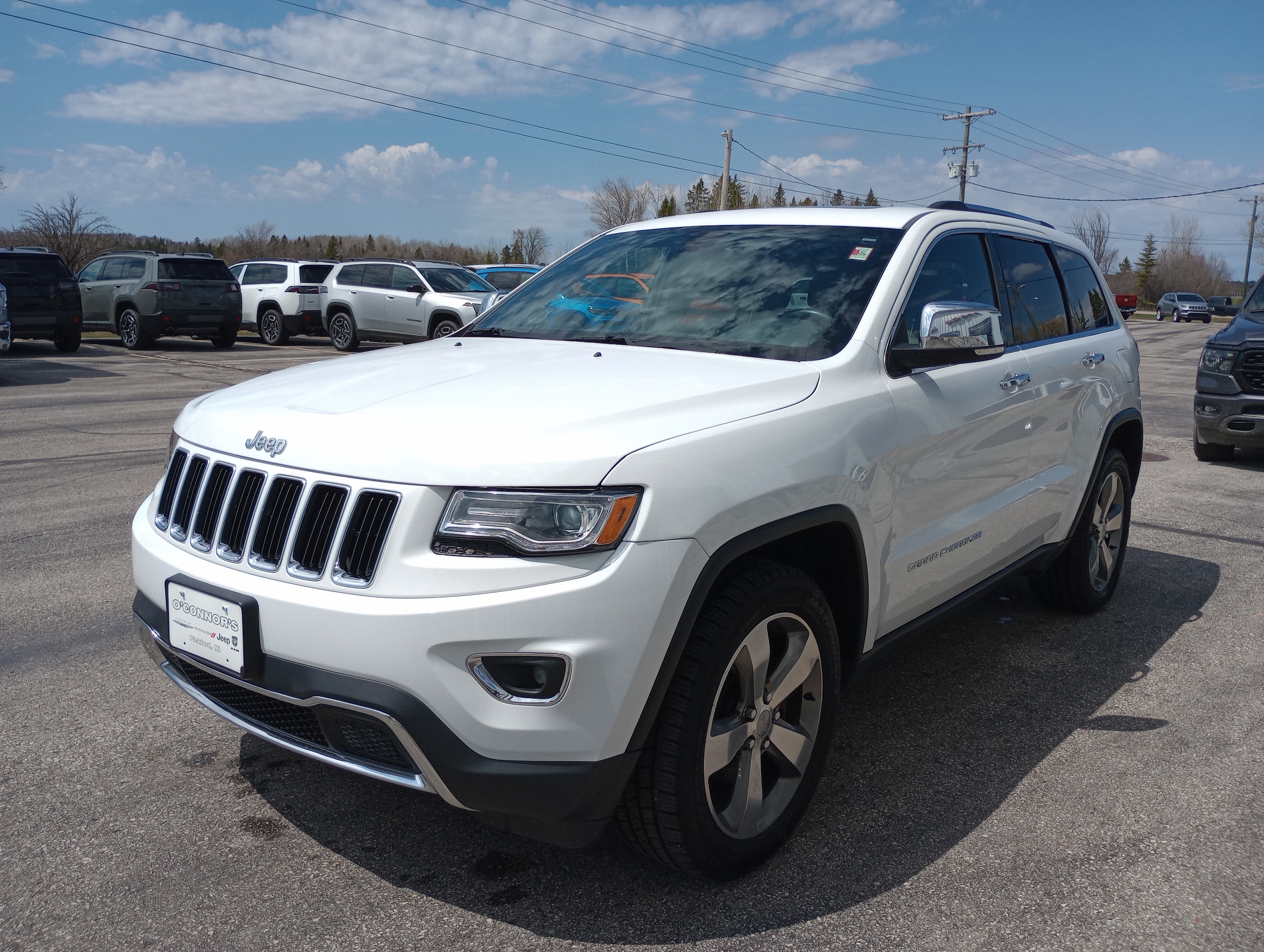 2020 Jeep Cherokee Latitude Plus 4X4's photo