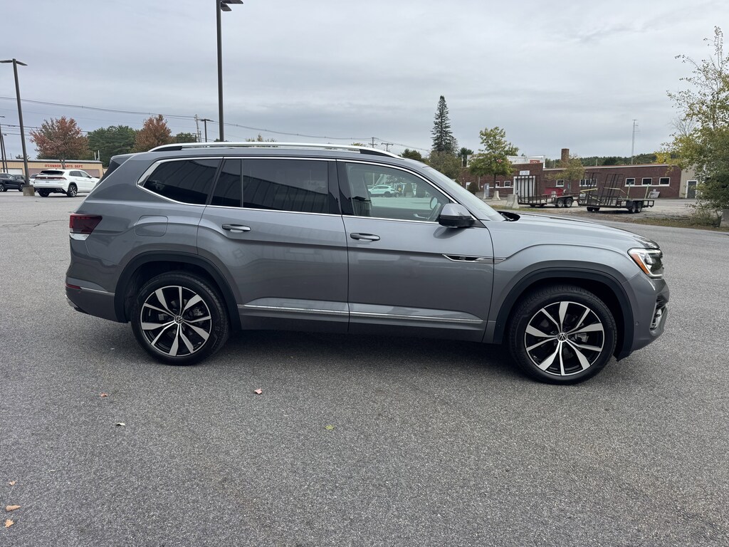Used 2025 Volkswagen Atlas 2.0T SEL Premium R-Line SUV