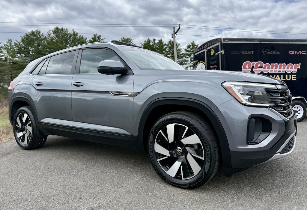 Used 2024 Volkswagen Atlas Cross Sport 2.0T SE w/Technology SUV
