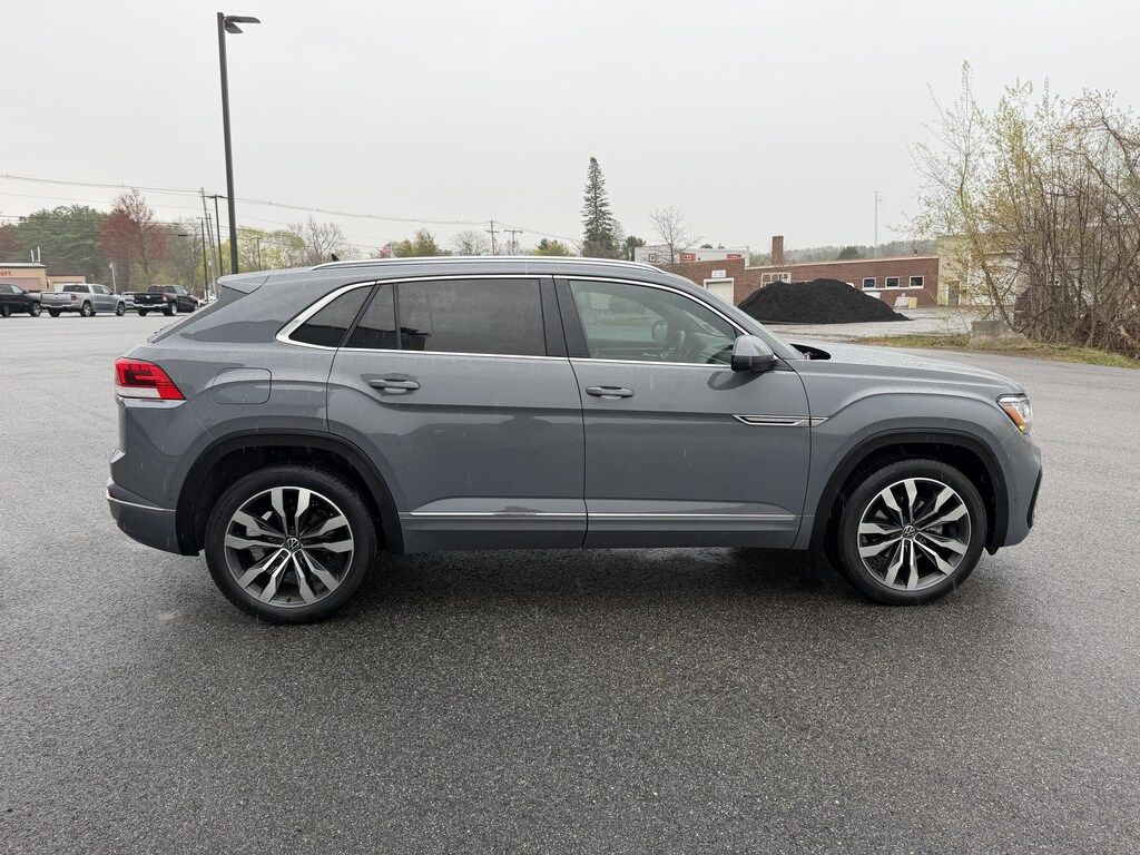 Used 2023 Volkswagen Atlas Cross Sport 3.6L V6 SEL Premium R-Line SUV