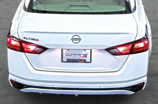 2025 Nissan Altima SV - Photo 13