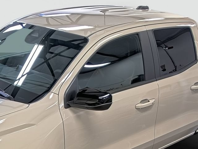 2026 GMC Canyon AT4 - Photo 9