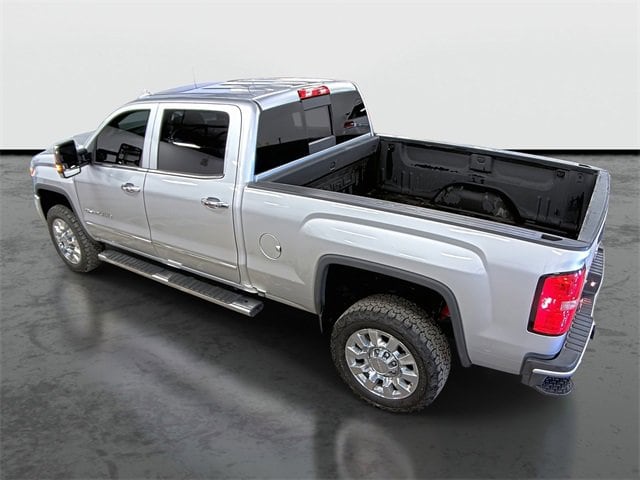 Used 2018 GMC Sierra 2500 Denali HD Denali with VIN 1GT12UEY4JF127918 for sale in Santa Fe, NM