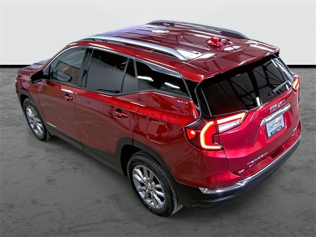 2022 Gmc Terrain SLT photo 2