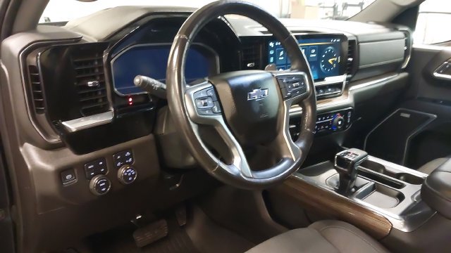 2023 Chevrolet Silverado 1500 RST - Photo 23