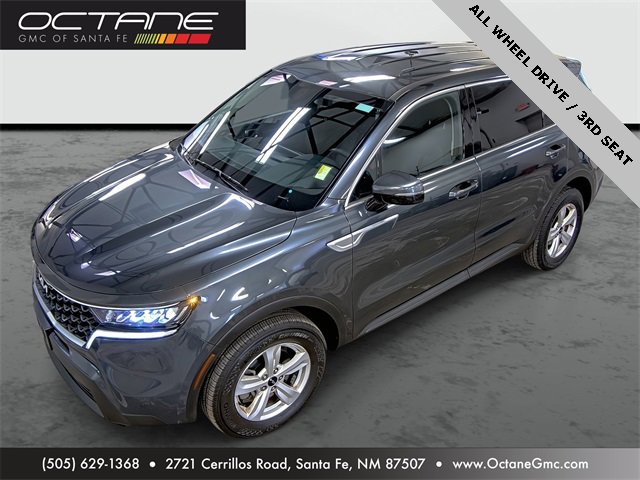 2023 Kia Sorento LX's photo