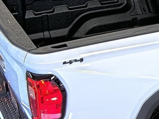 2026 GMC Canyon Elevation - Photo 14