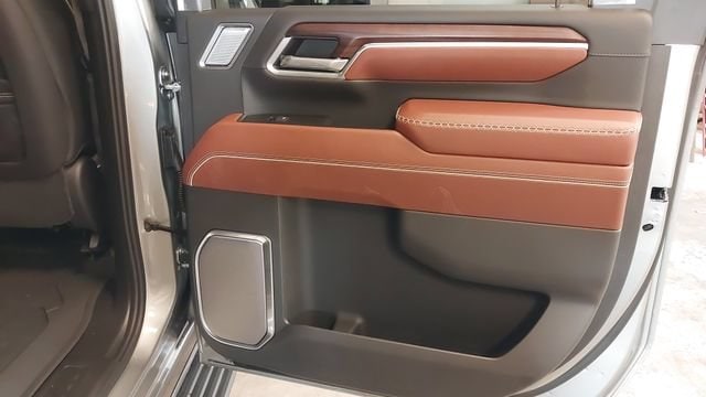 2026 GMC Sierra 3500HD Denali Ultimate - Photo 32