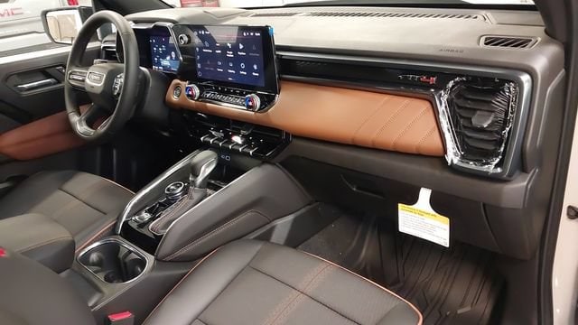 2026 GMC Canyon AT4 - Photo 39