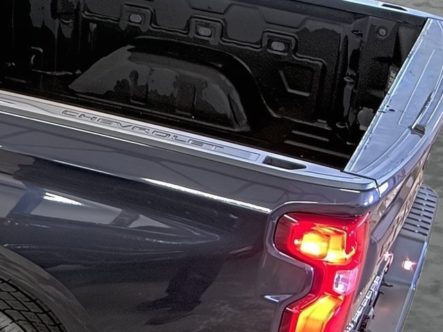 2023 Chevrolet Silverado 1500 RST - Photo 12