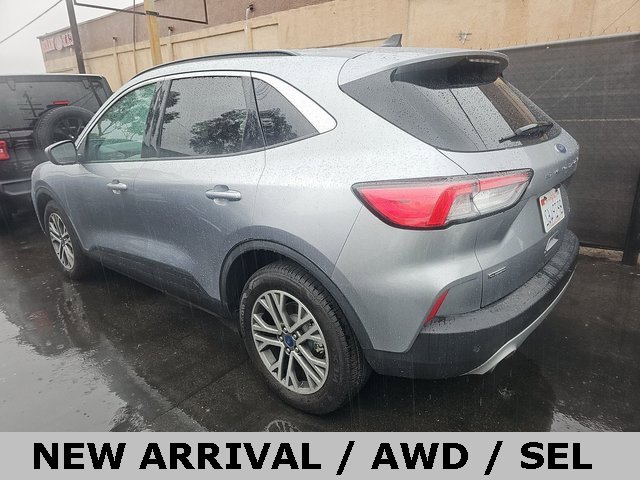 2021 Ford Escape SEL Hybrid photo 2