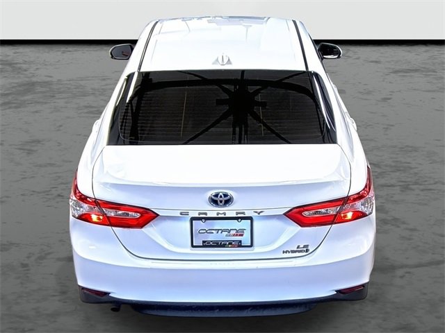 2019 Toyota Camry Hybrid LE photo 3