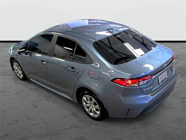 2023 Toyota Corolla LE photo 2