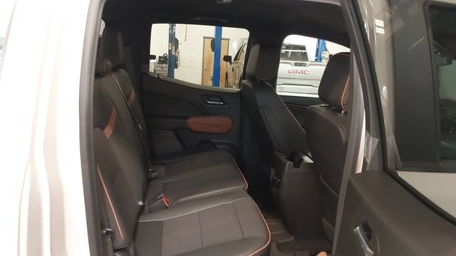 2026 GMC Canyon AT4 - Photo 36