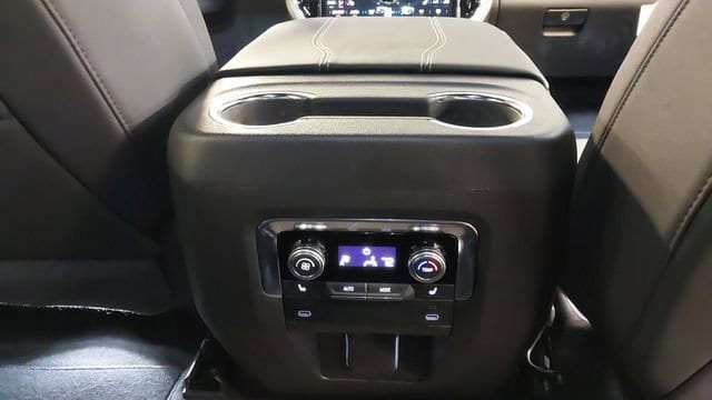 2026 GMC Yukon XL Elevation - Photo 34