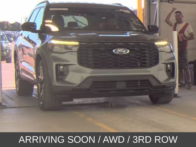 2025 Ford Explorer ST-LINE 4WD (PL535)'s photo