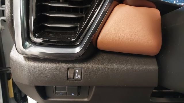 2026 GMC Canyon AT4 - Photo 26