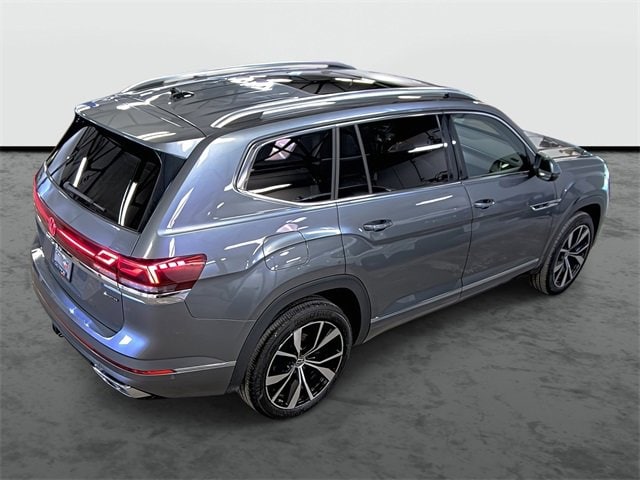 2024 Volkswagen Atlas SEL Premium R-Line photo 4