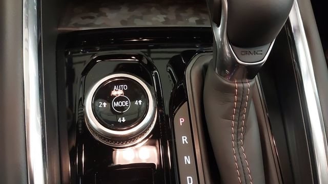 2026 GMC Canyon AT4 - Photo 33