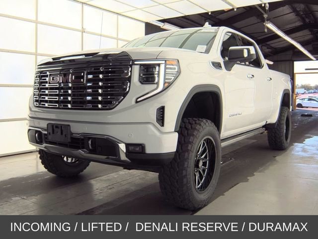 2024 GMC Sierra 4WD Crew Cab Short Box Denali's photo
