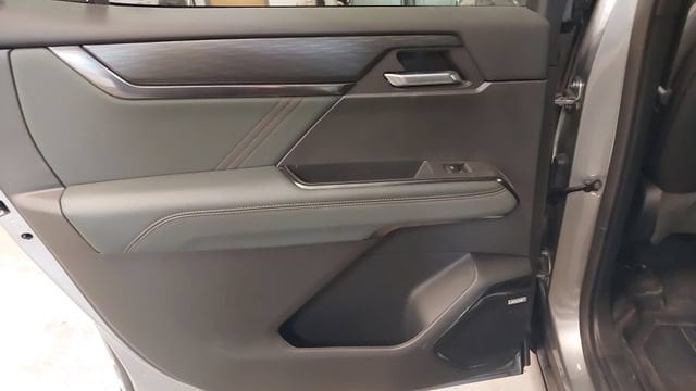 2026 GMC Acadia AT4 - Photo 27