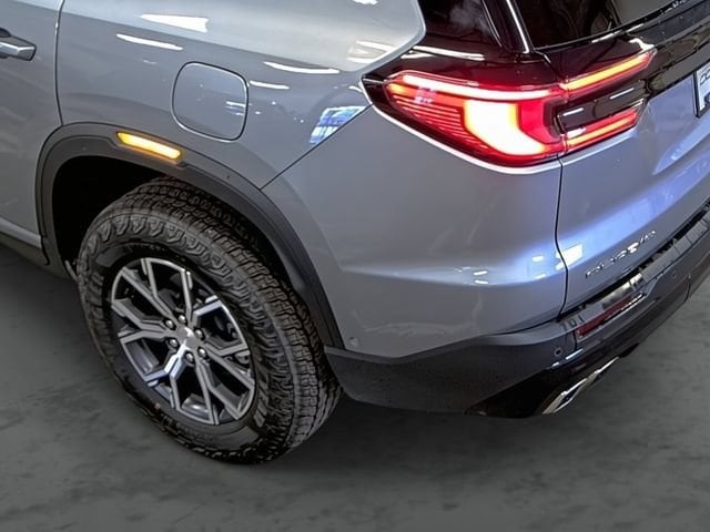 2026 GMC Acadia AT4 - Photo 10