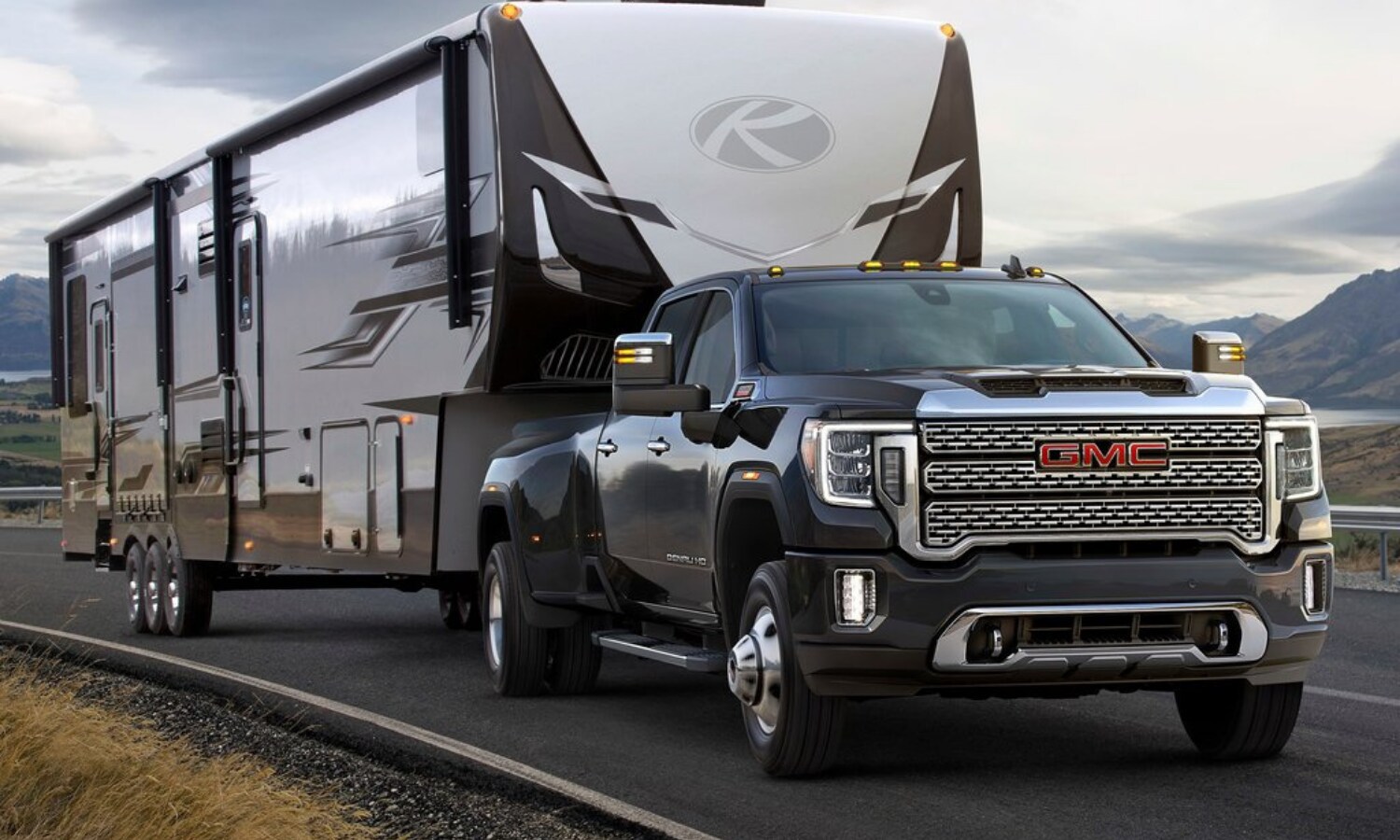 2021 GMC Sierra 2500-3500 HD Towing Capacity.png