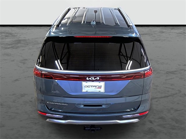 2022 Kia Carnival SX photo 3
