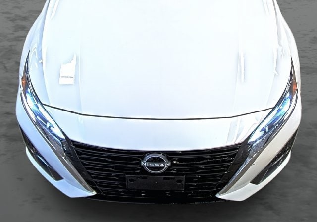2025 Nissan Altima SV - Photo 19