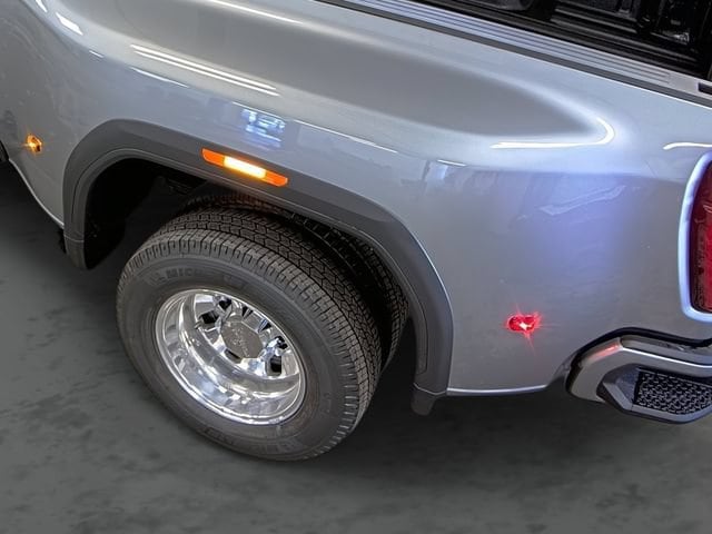 2026 GMC Sierra 3500HD Denali Ultimate - Photo 10