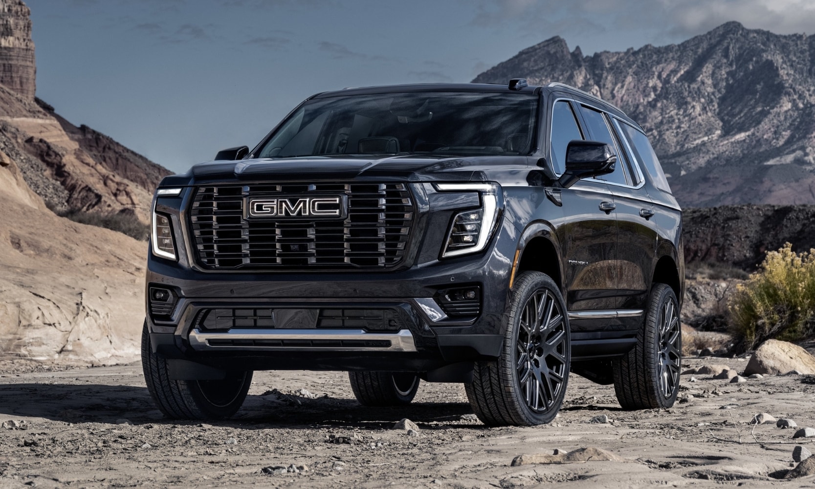 exterior view of a 2025 GMC Yukon Denali Ultimate