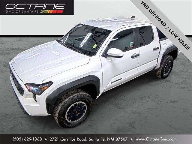 2024 Toyota Tacoma SR5's photo