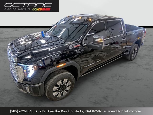 2024 GMC Sierra 4WD Crew Cab Standard Box Denali's photo